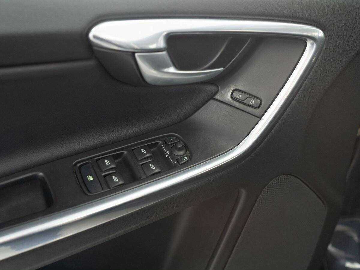 Volvo XC60, 2012 - Фото №12