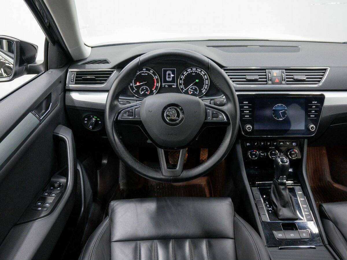 Skoda Superb, 2017 - Фото №11