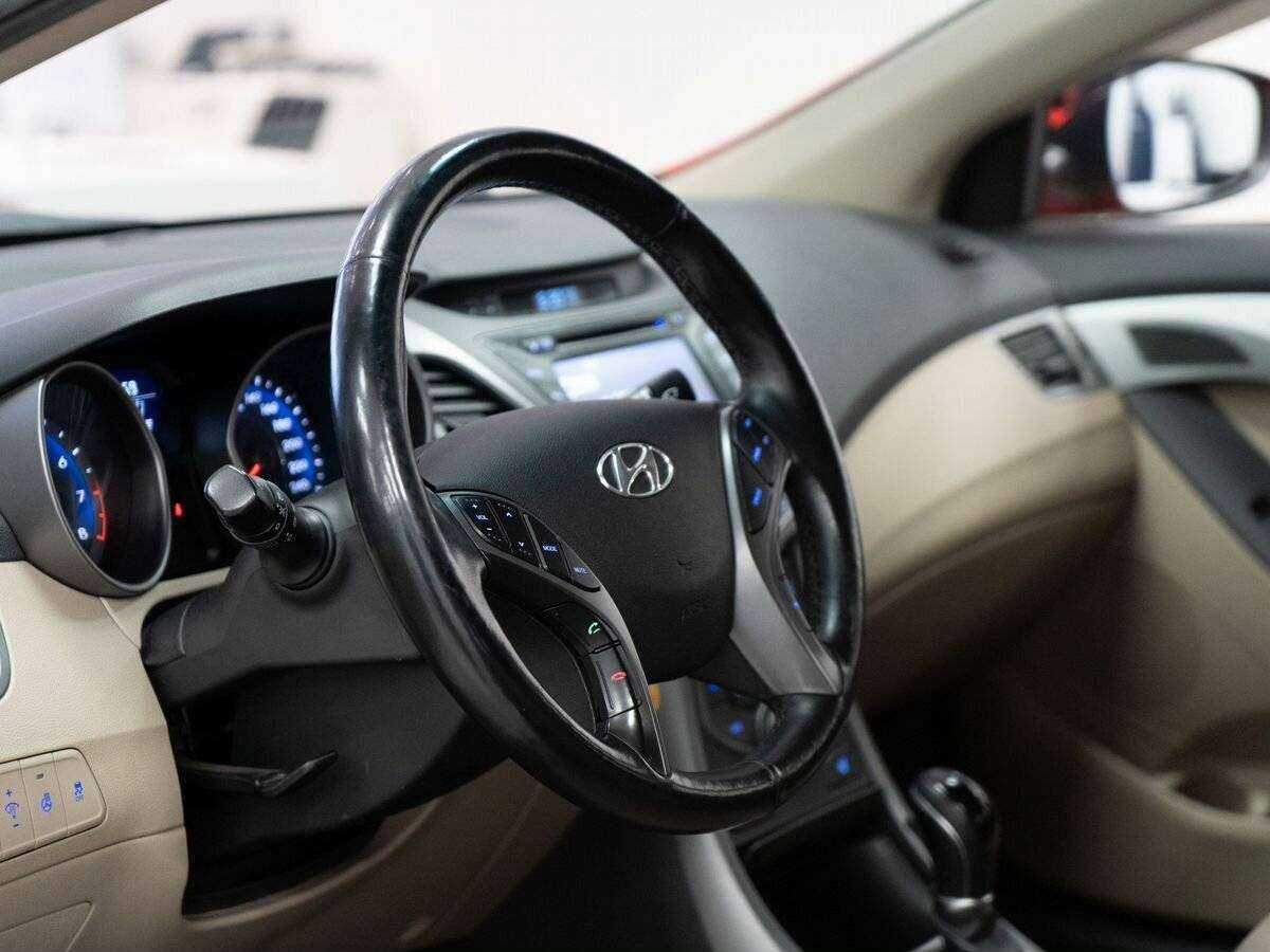 Hyundai Elantra, 2014 - Фото №4