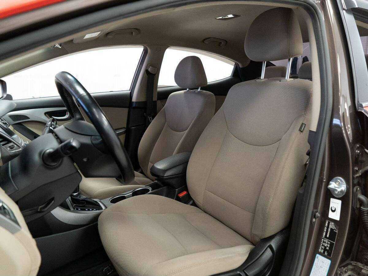 Hyundai Elantra, 2014 - Фото №5