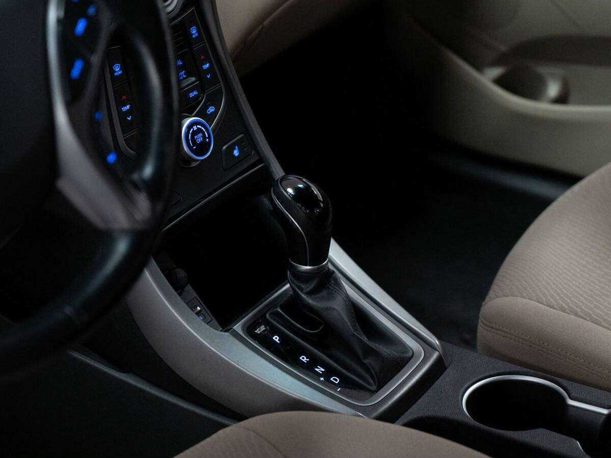 Hyundai Elantra, 2014 - Фото №11
