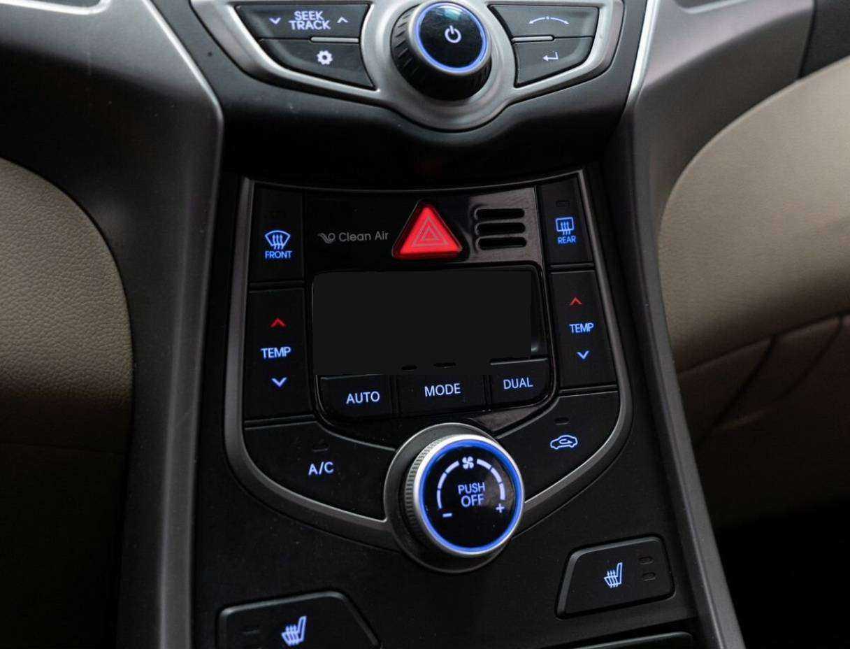 Hyundai Elantra, 2014 - Фото №13