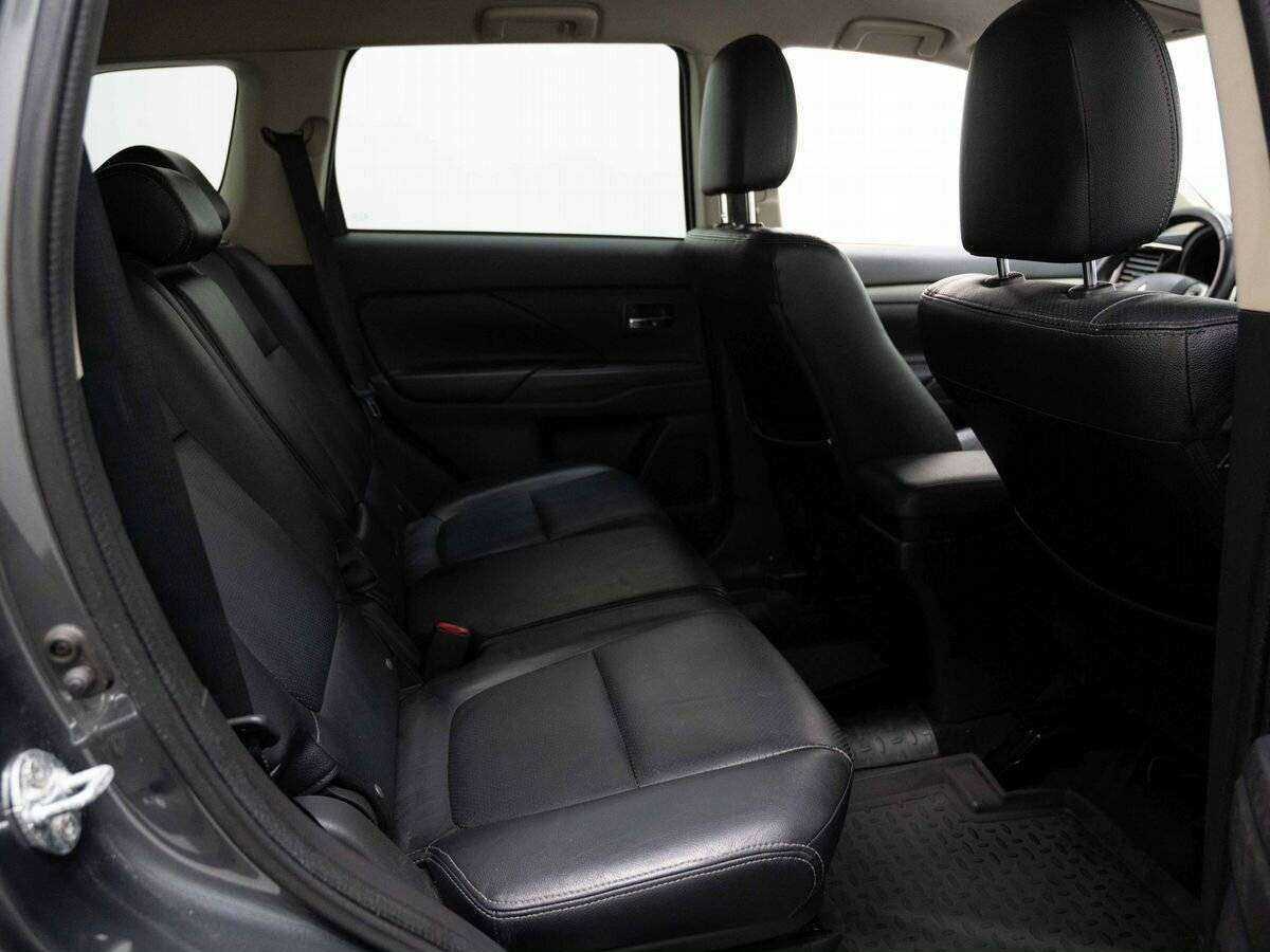 Mitsubishi Outlander, 2013 - Фото №9