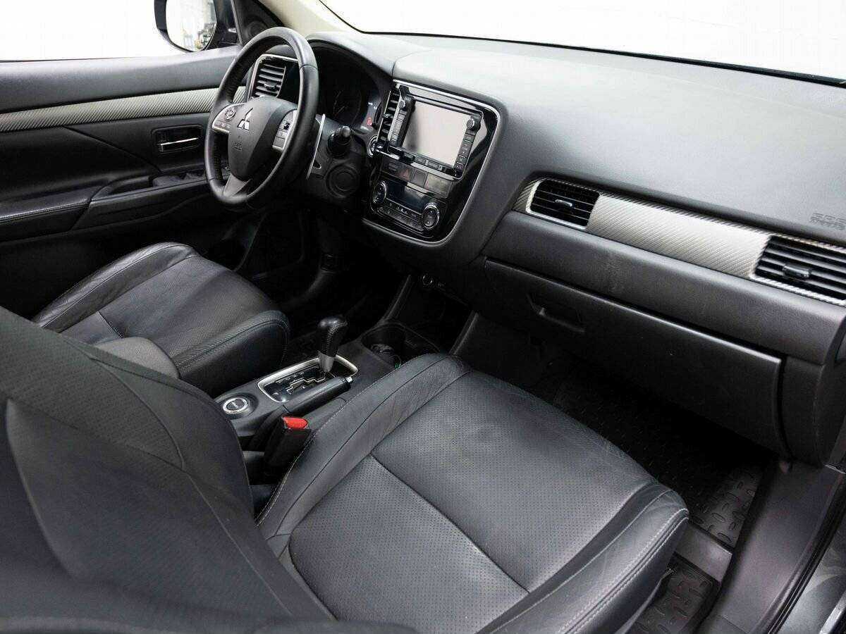 Mitsubishi Outlander, 2013 - Фото №10