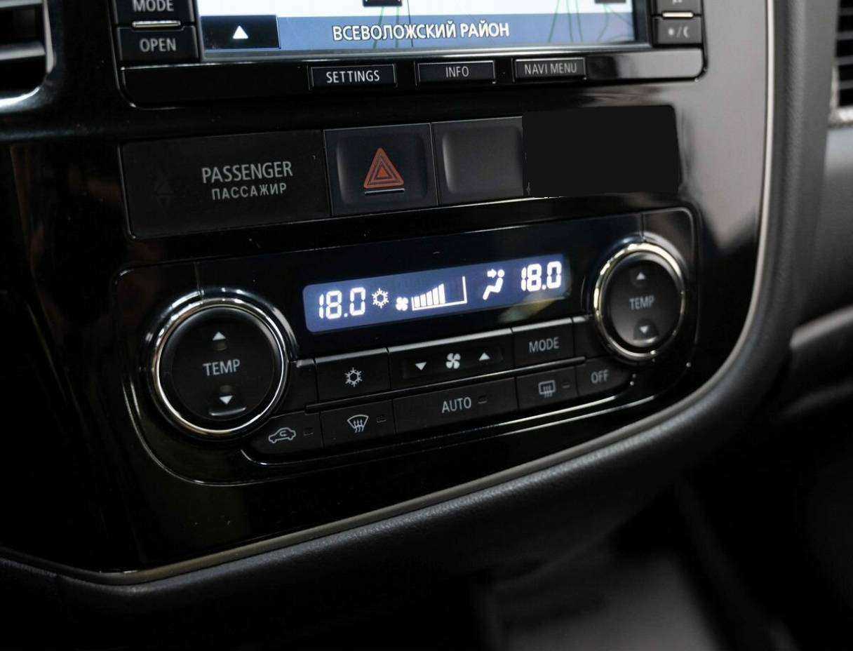 Mitsubishi Outlander, 2013 - Фото №20