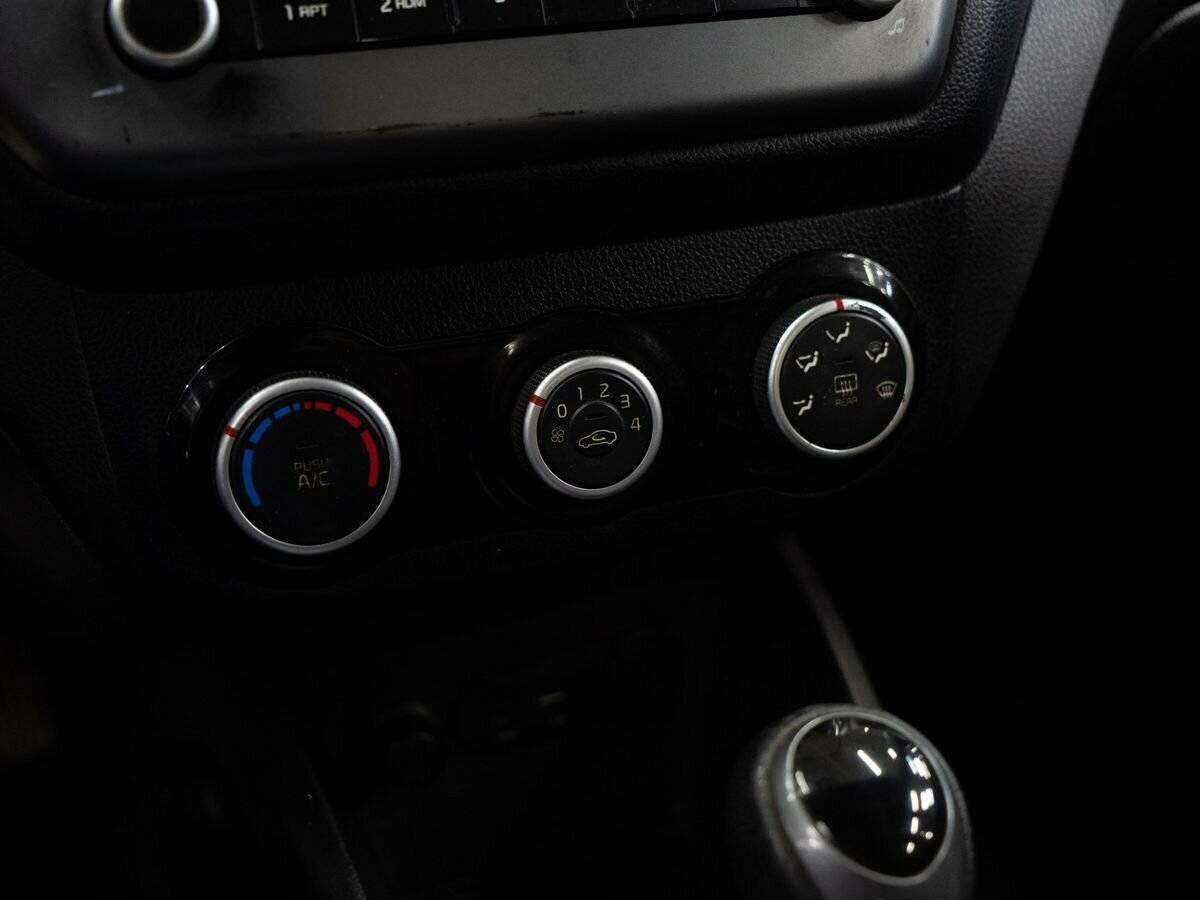 Kia Rio, 2016 - Фото №10