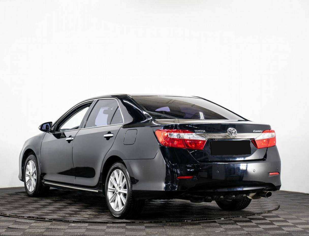 Toyota Camry, 2014 - Фото №3