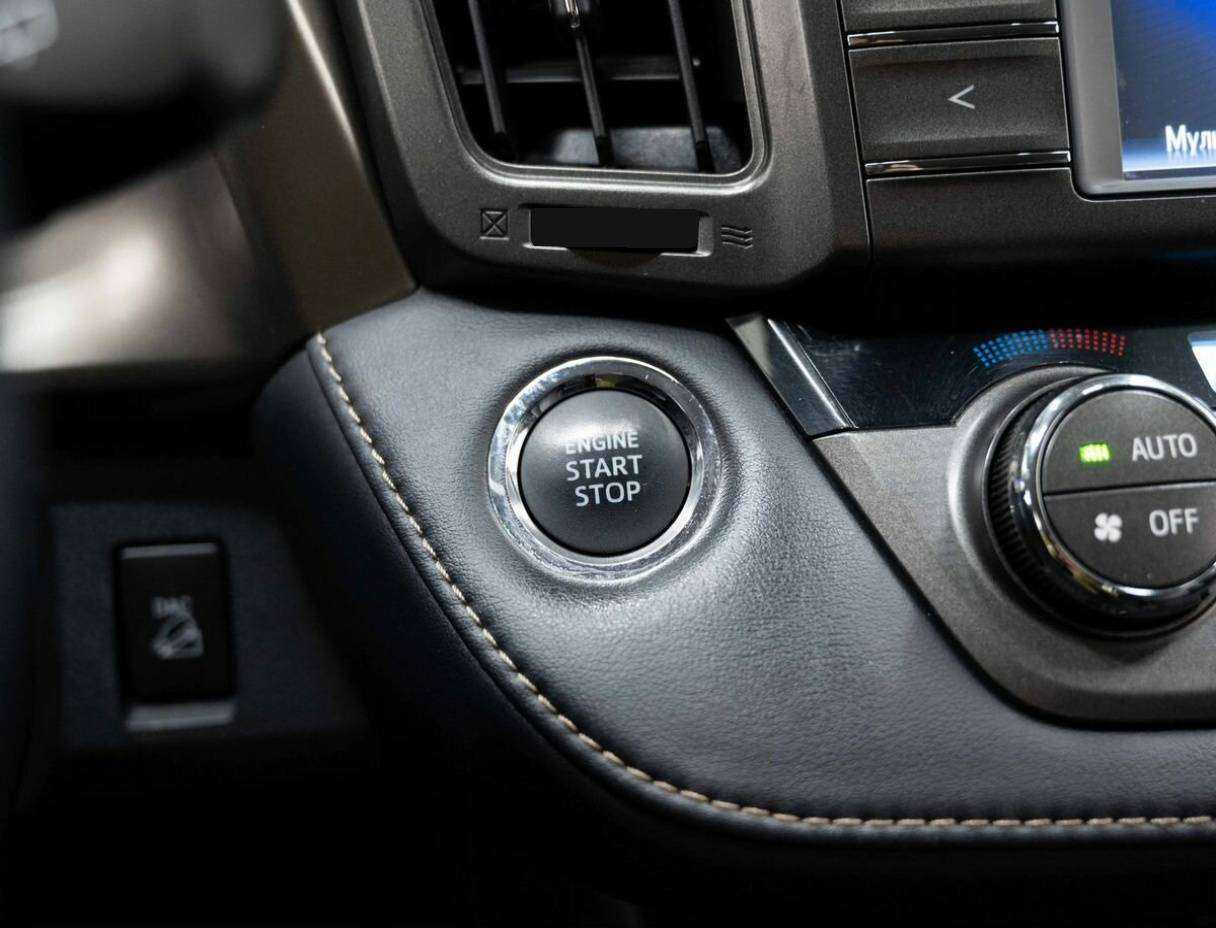 Toyota RAV4, 2014 - Фото №23