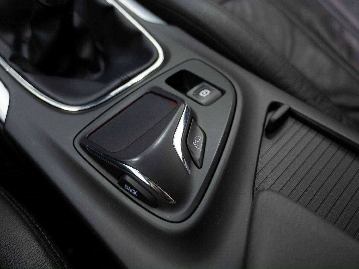 Opel Insignia, 2013 - Фото №25