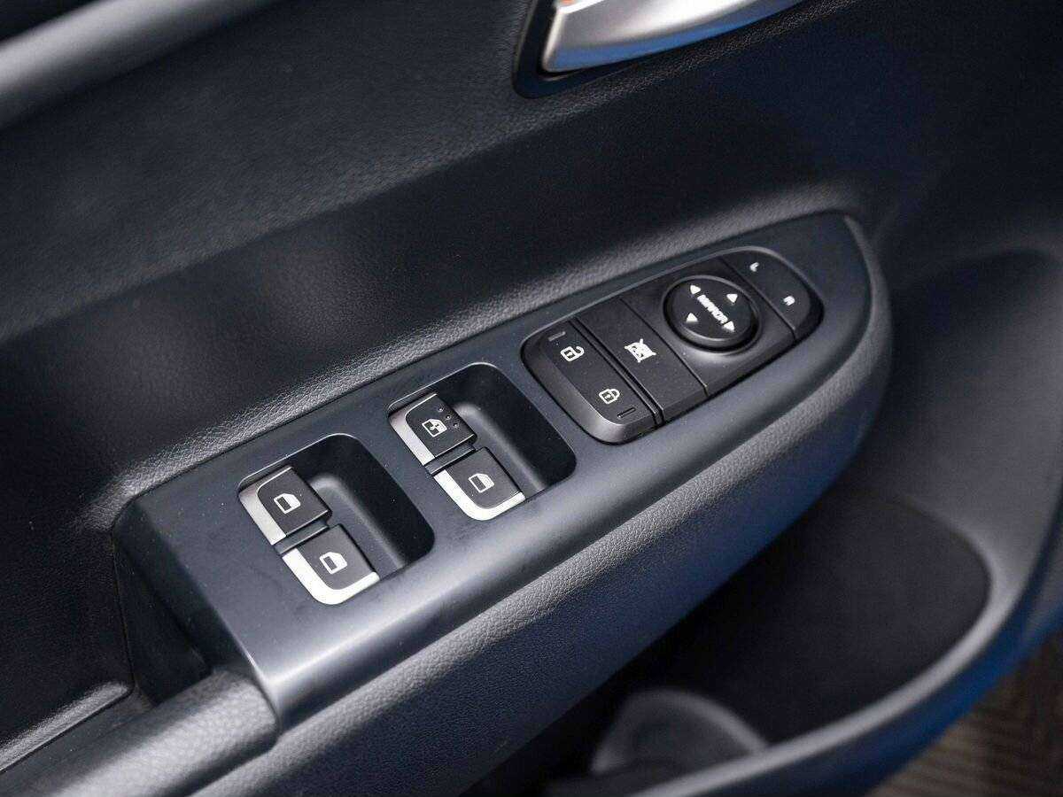 Kia Rio, 2018 - Фото №15