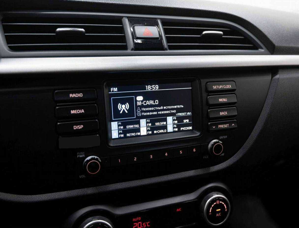 Kia Rio, 2018 - Фото №17