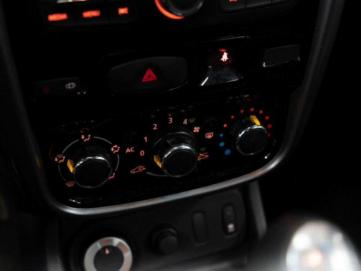 Renault Duster, 2013 - Фото №10