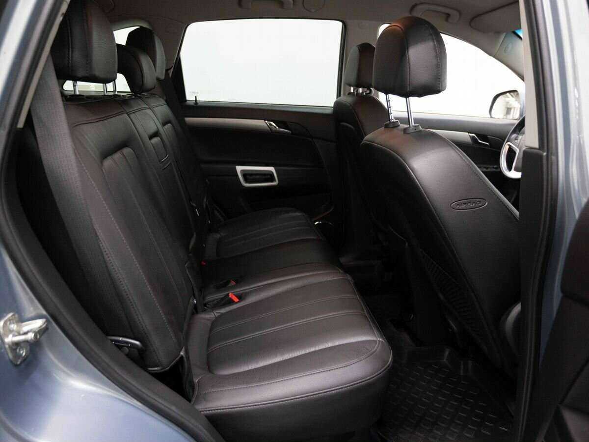 Opel Antara, 2013 - Фото №9