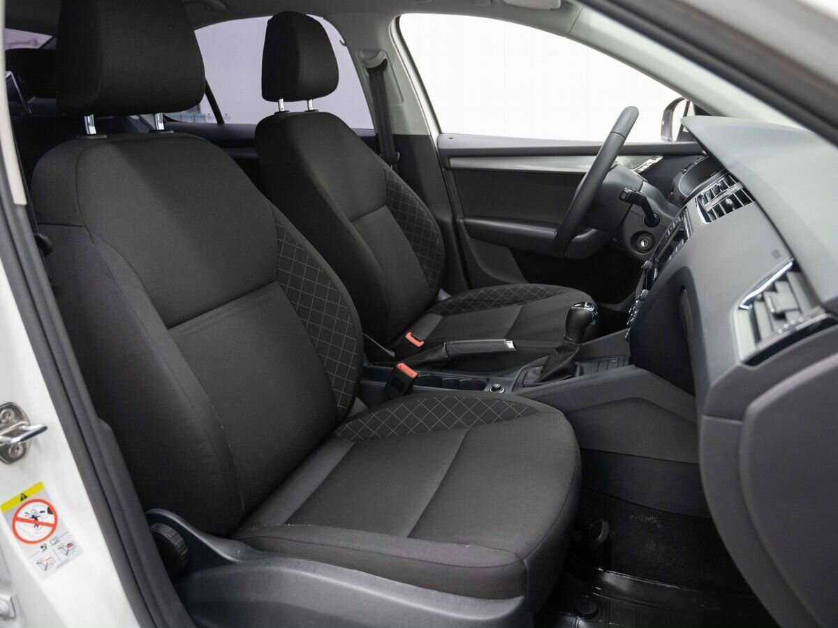 Skoda Octavia, 2017 - Фото №11