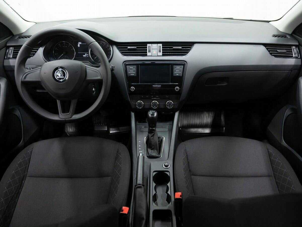 Skoda Octavia, 2017 - Фото №12