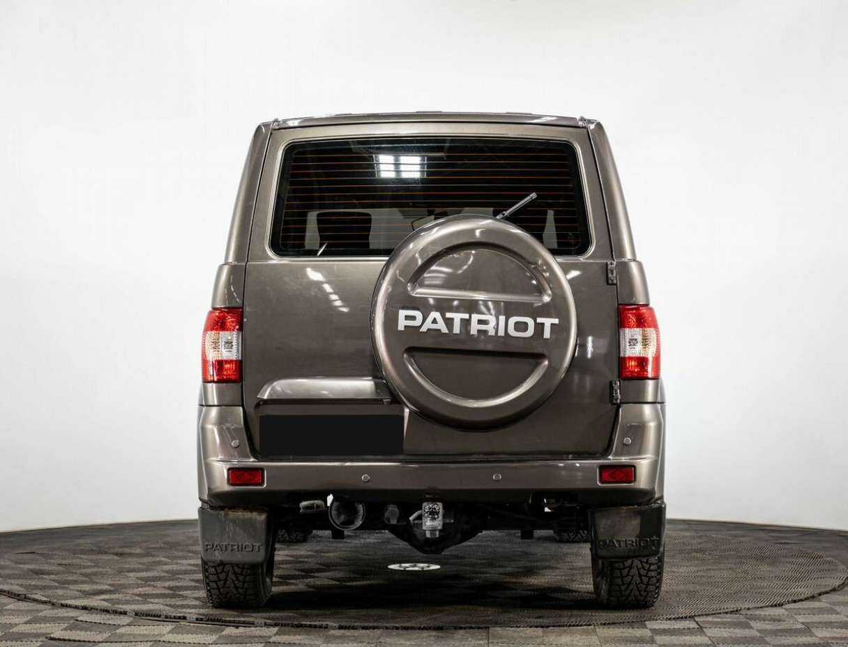 УАЗ Patriot, 2017 - Фото №4