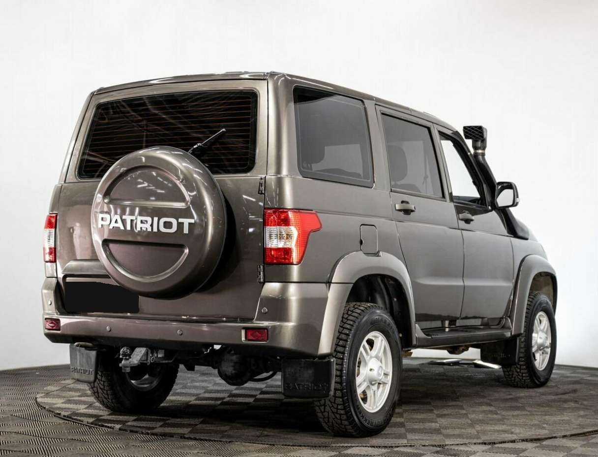 УАЗ Patriot, 2017 - Фото №5