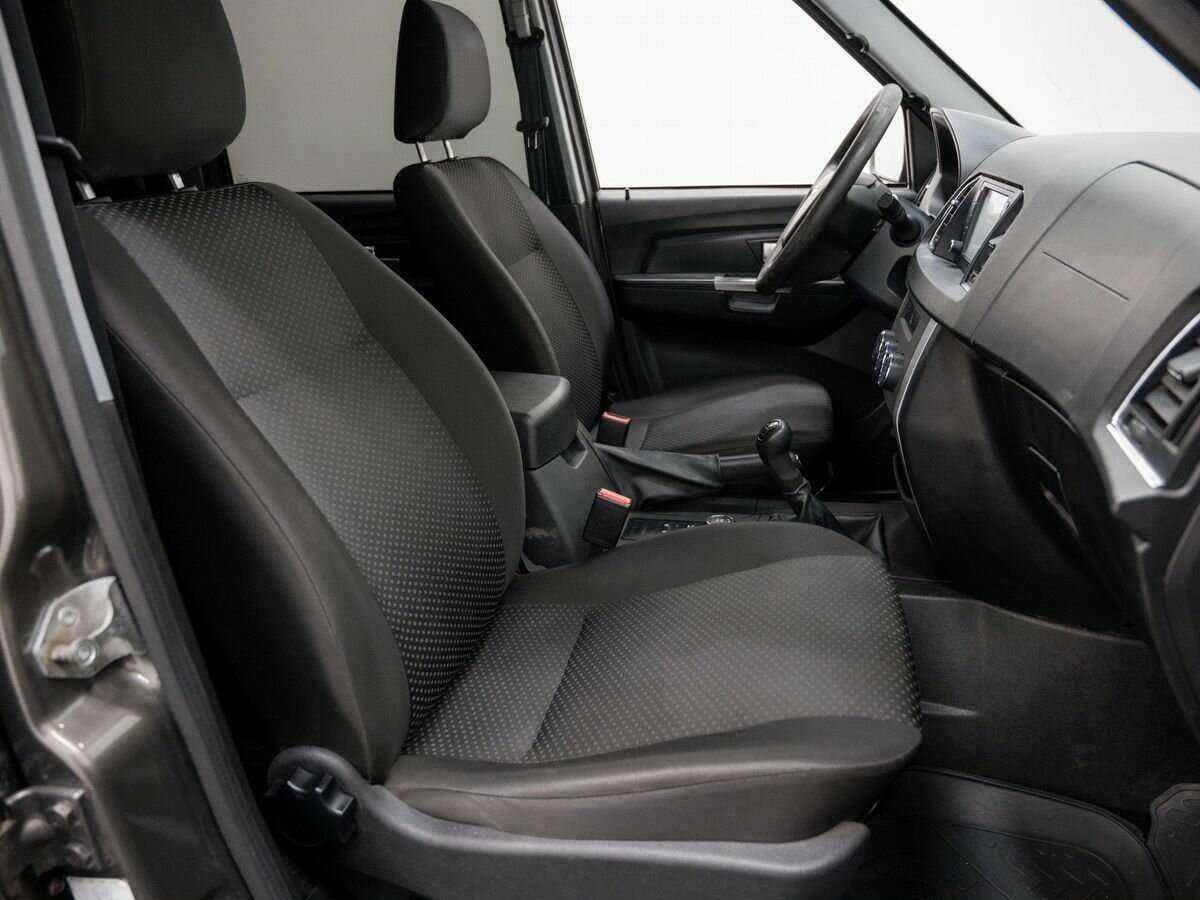 УАЗ Patriot, 2017 - Фото №8