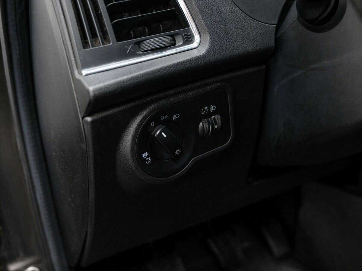 УАЗ Patriot, 2017 - Фото №16