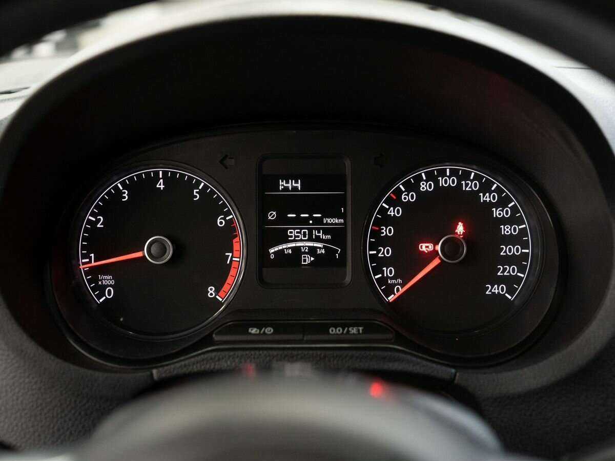 Volkswagen Polo, 2019 - Фото №9