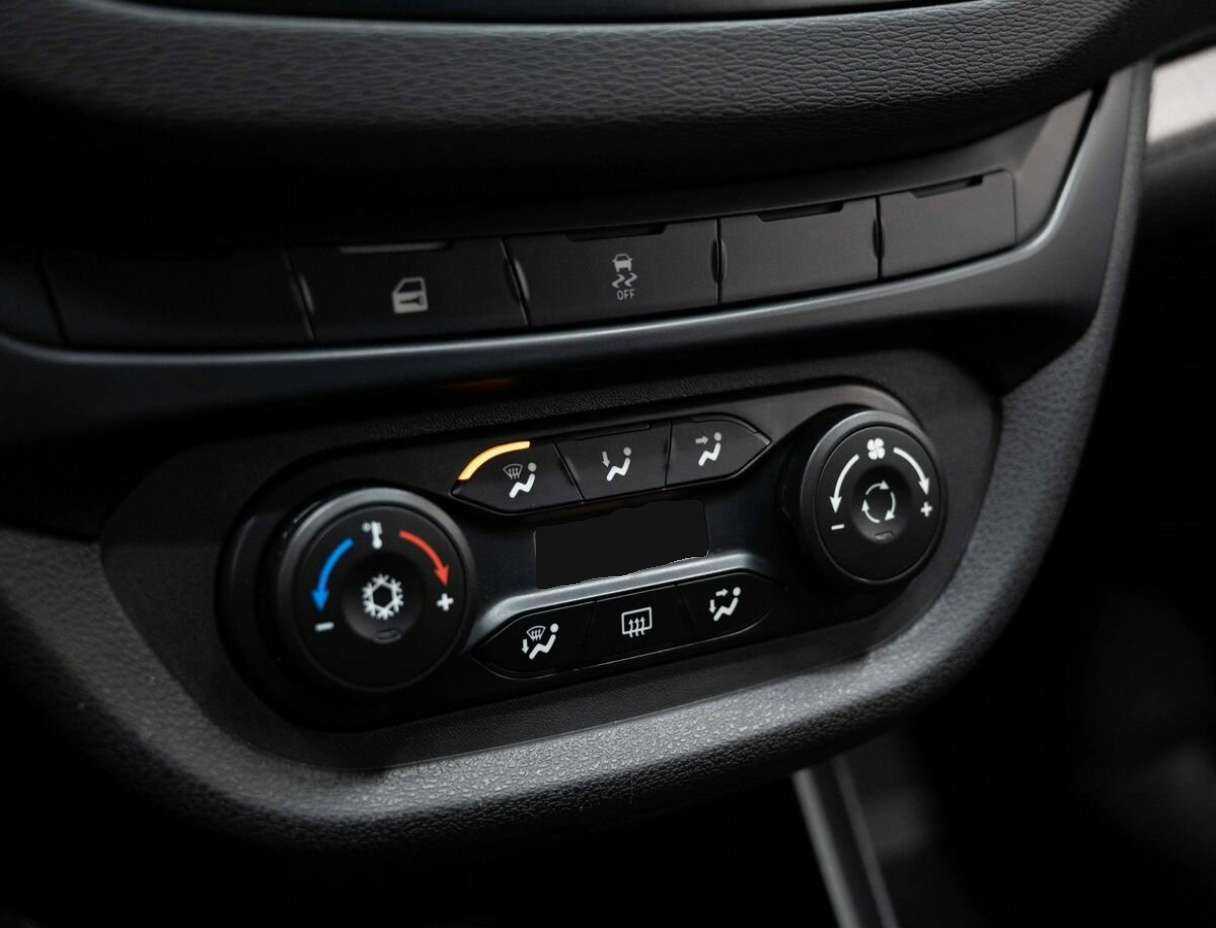 Lada (ВАЗ) Vesta SW, 2020 - Фото №18