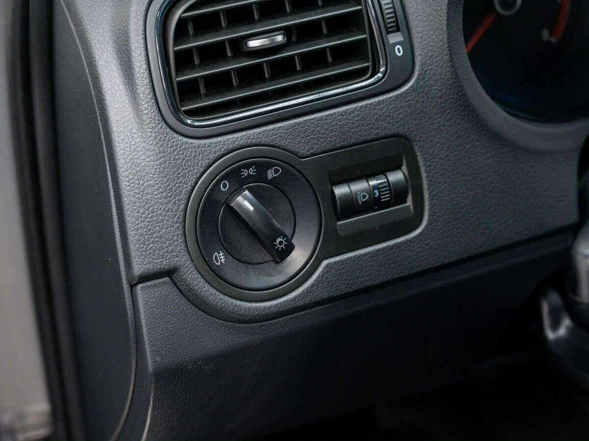 Volkswagen Polo, 2020 - Фото №15