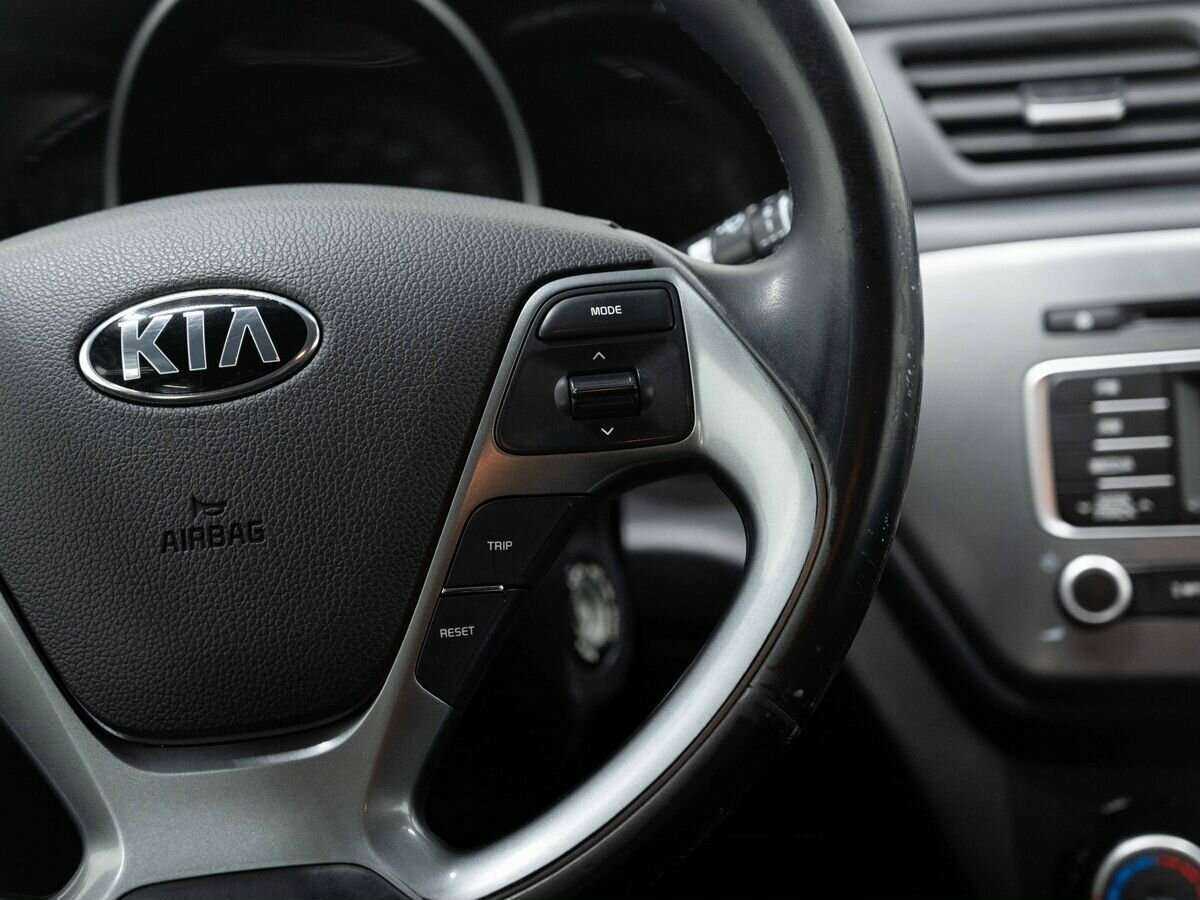 Kia Rio, 2017 - Фото №15