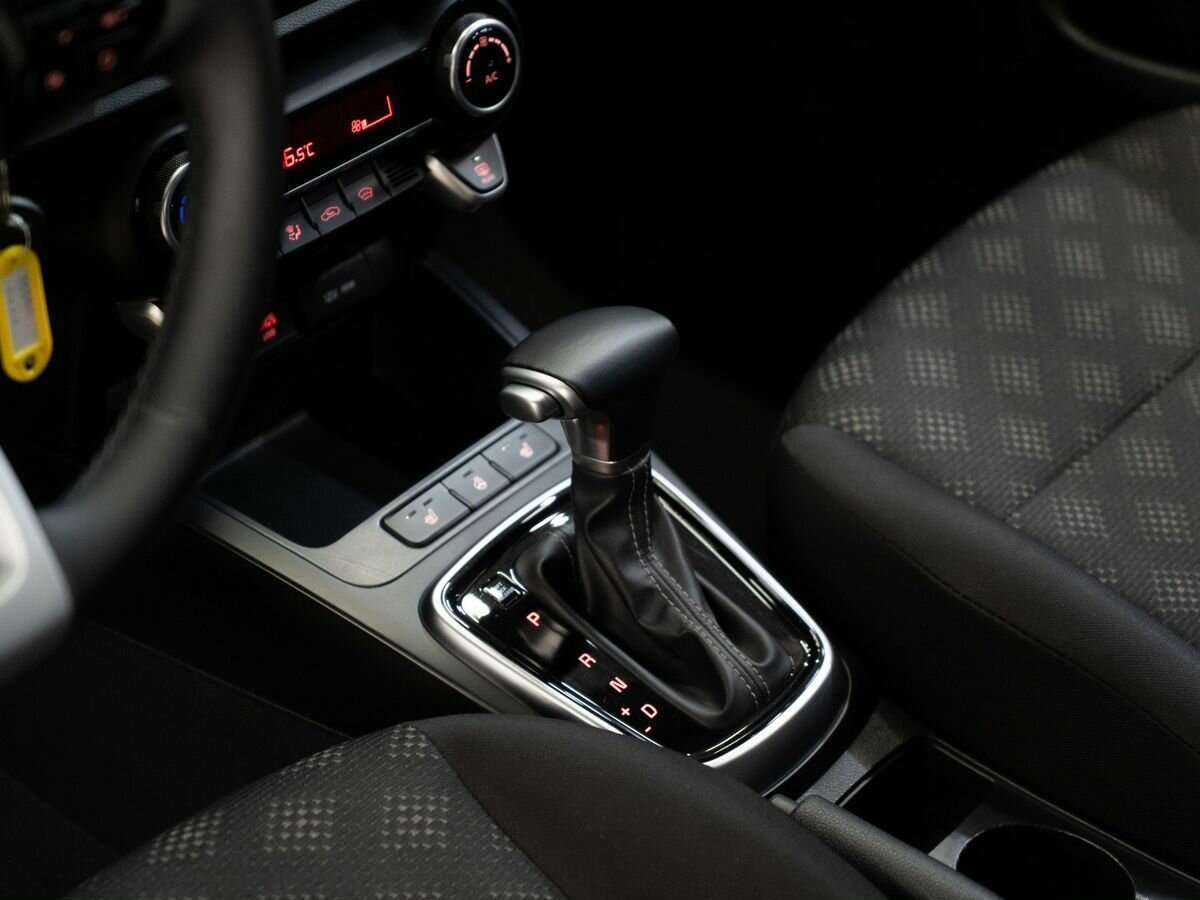 Kia Rio, 2018 - Фото №10