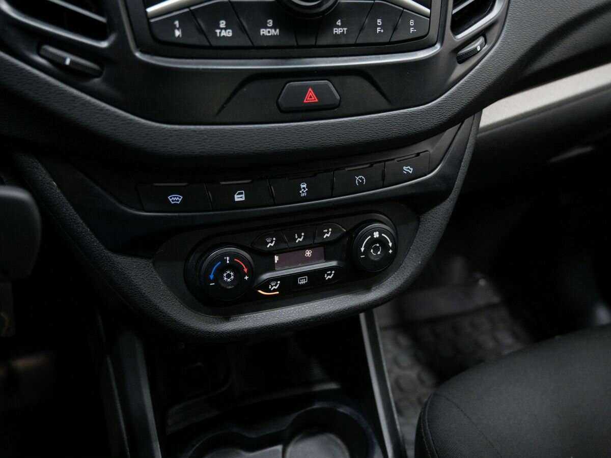 Lada (ВАЗ) Vesta, 2015 - Фото №19