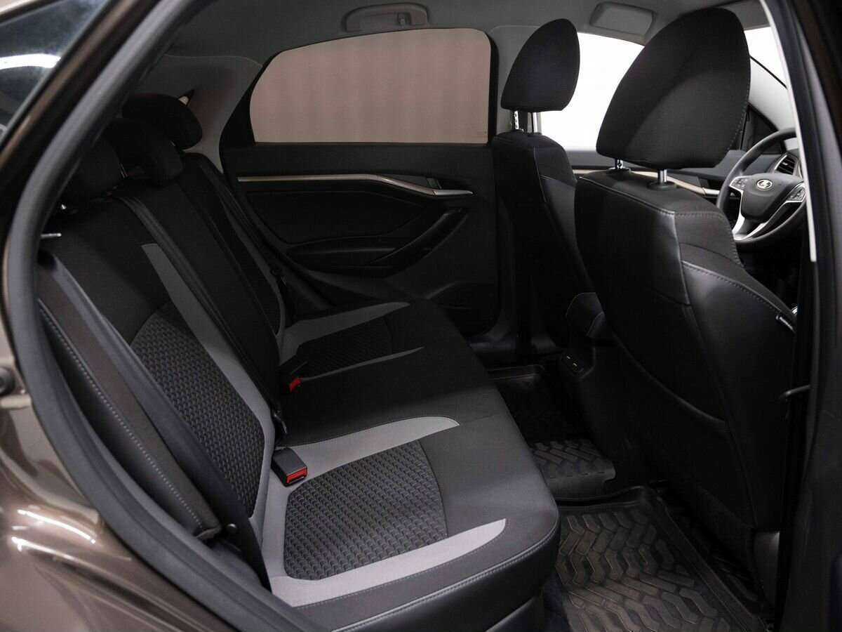 Lada (ВАЗ) Vesta, 2018 - Фото №11