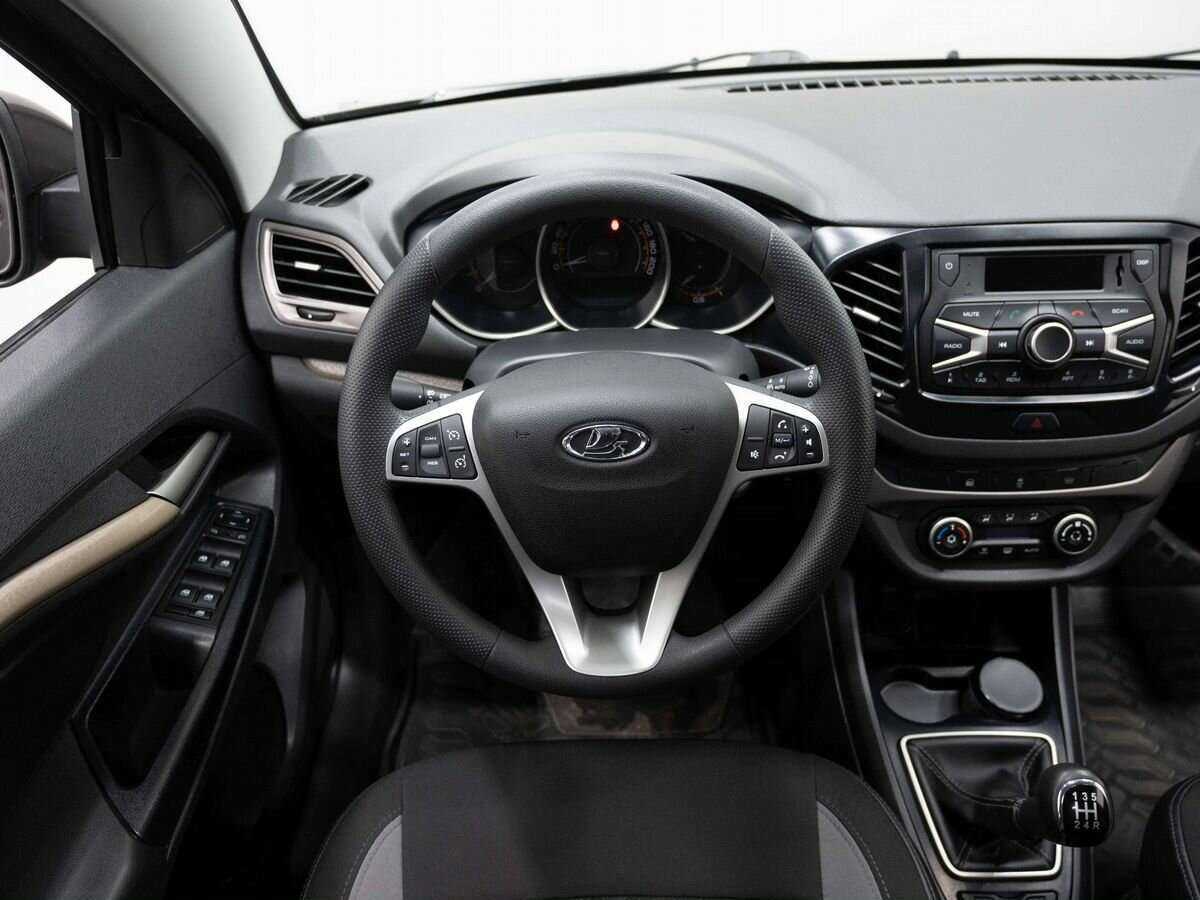 Lada (ВАЗ) Vesta, 2018 - Фото №15