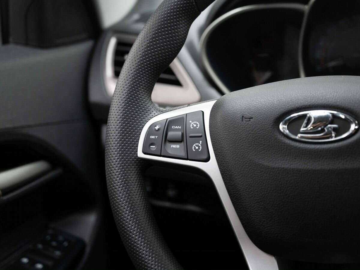 Lada (ВАЗ) Vesta, 2018 - Фото №16