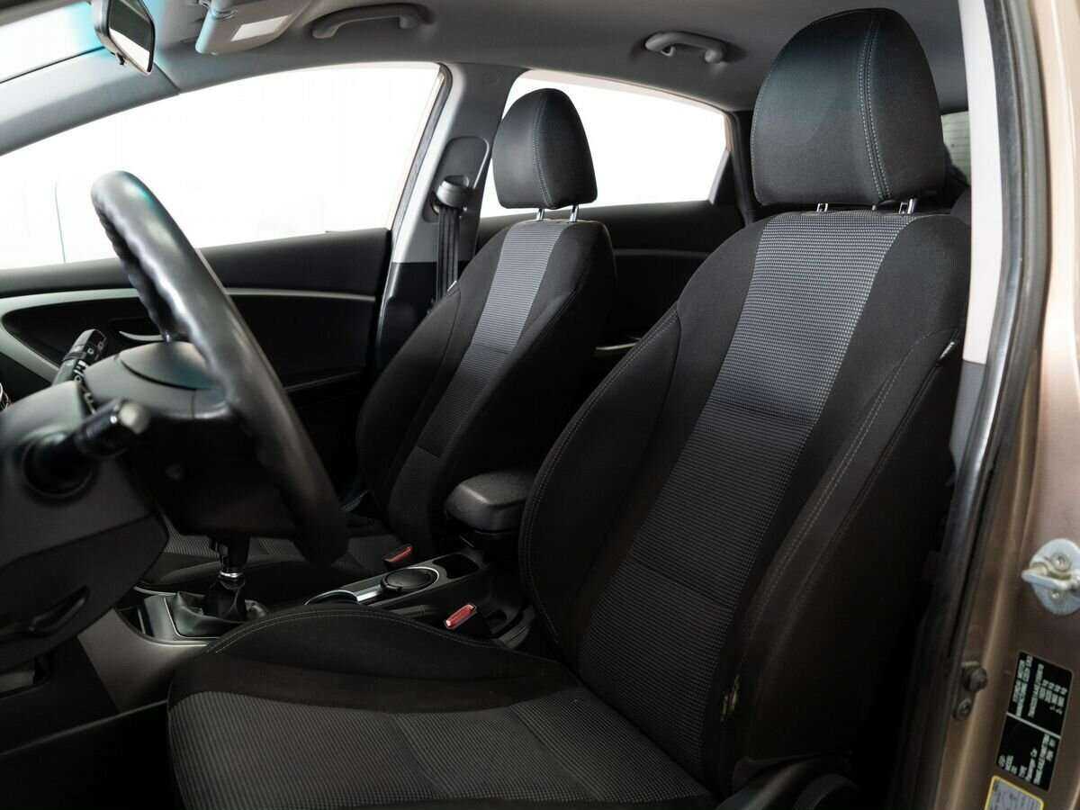 Hyundai i30, 2013 - Фото №5