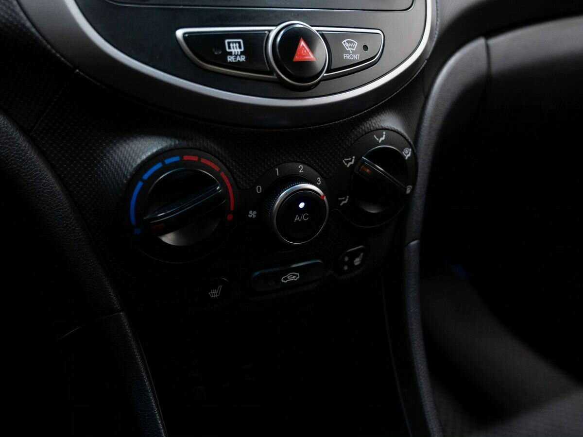 Hyundai Solaris, 2015 - Фото №21