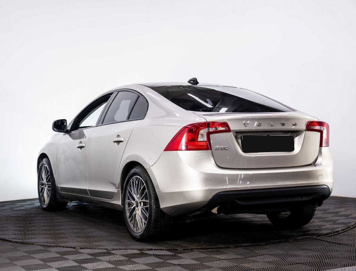 Volvo S60, 2012 - Фото №3