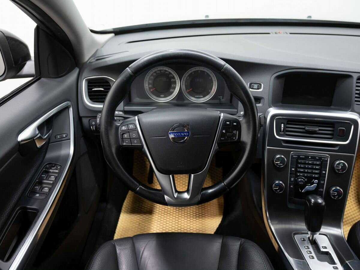 Volvo S60, 2012 - Фото №13