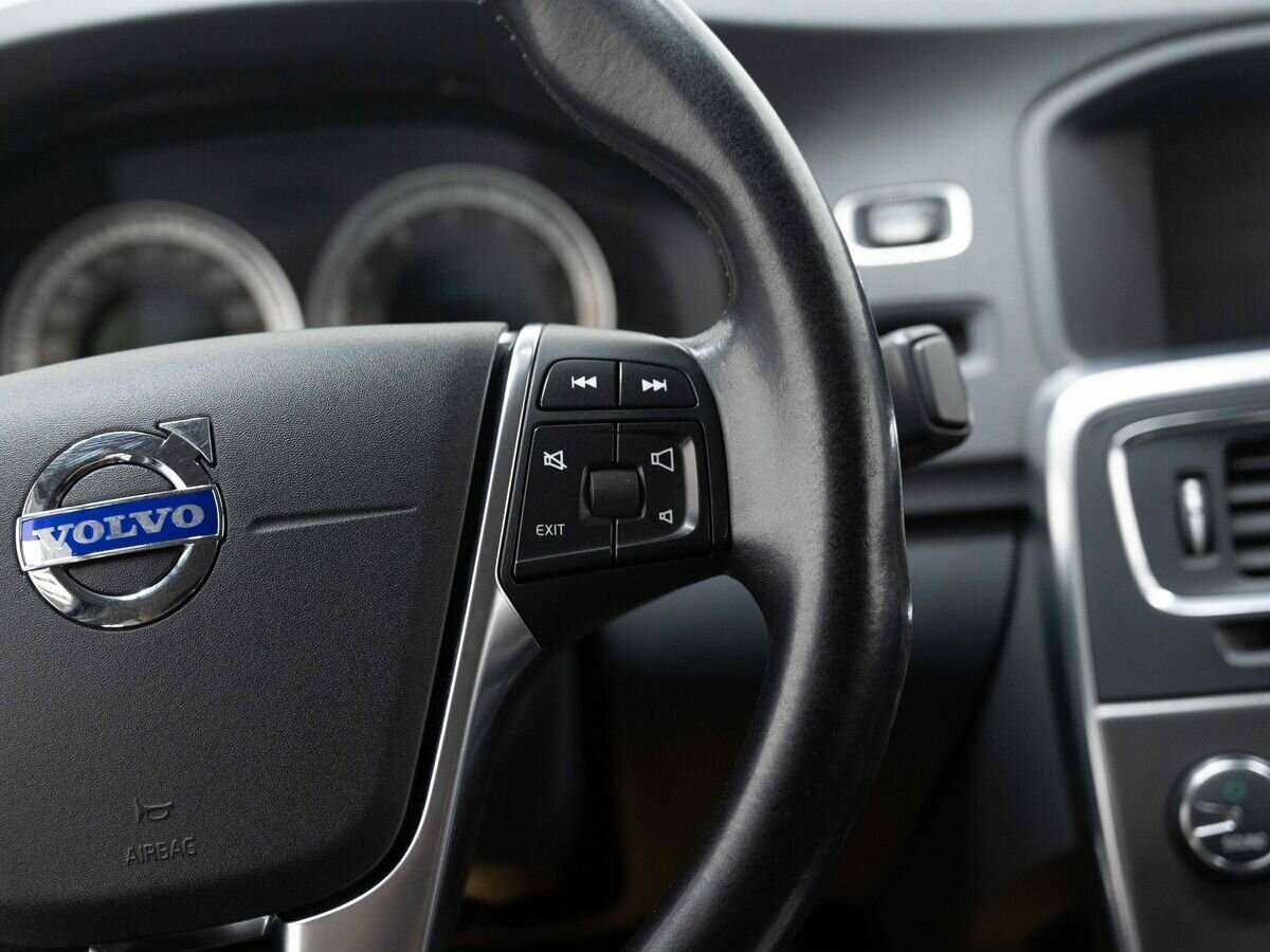 Volvo S60, 2012 - Фото №15
