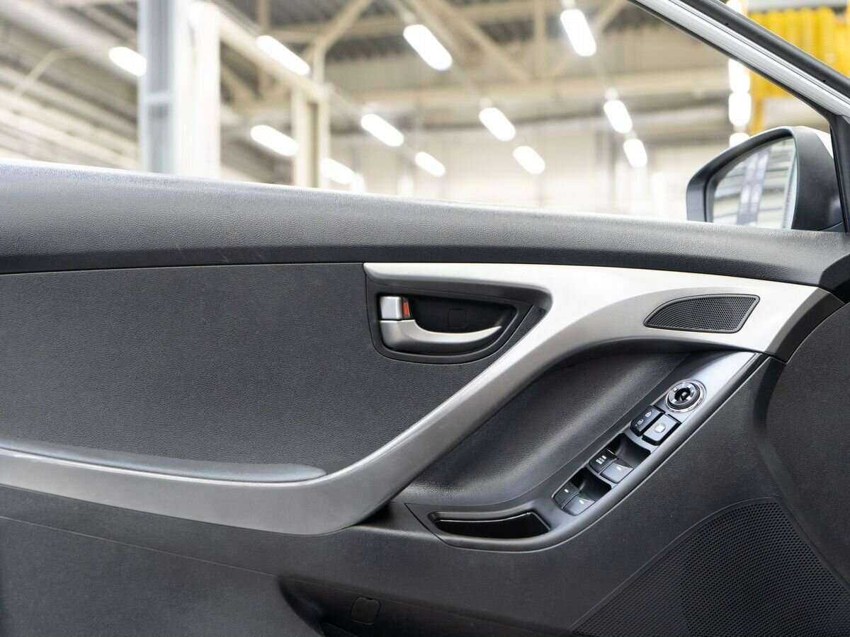 Hyundai Elantra, 2012 - Фото №14