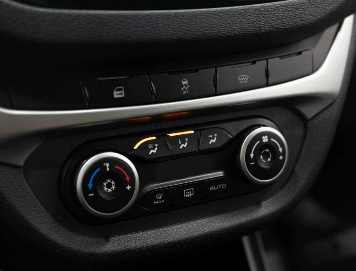 Lada (ВАЗ) Vesta SW Cross, 2019 - Фото №21