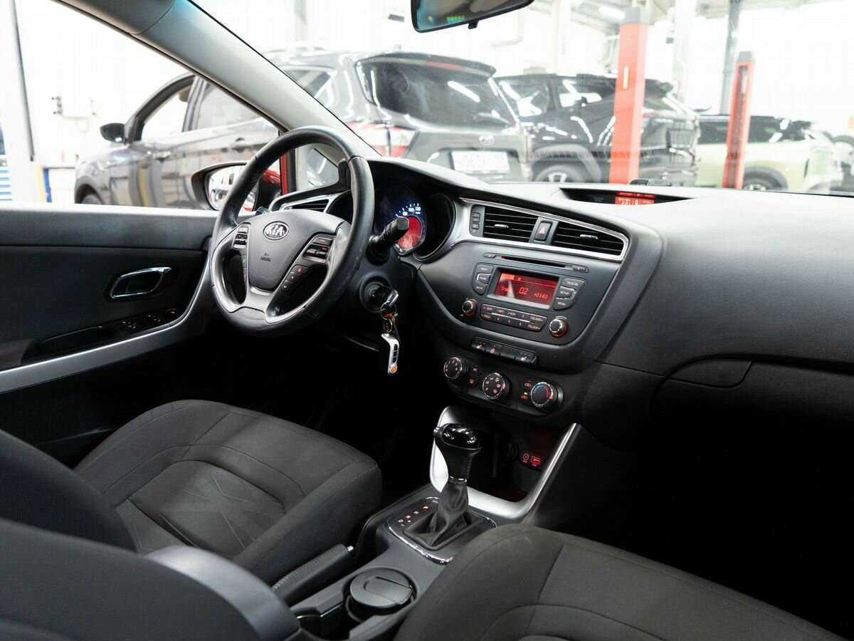 Kia Ceed, 2018 - Фото №15
