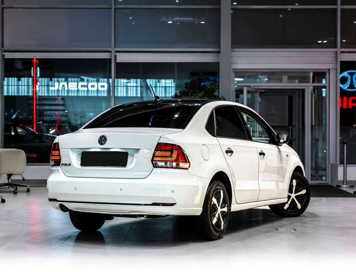 Volkswagen Polo, 2017 - Фото №2