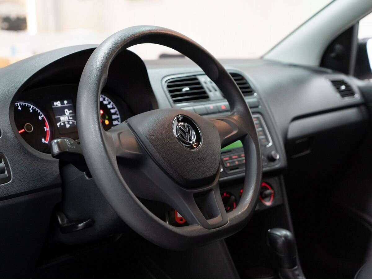 Volkswagen Polo, 2017 - Фото №4