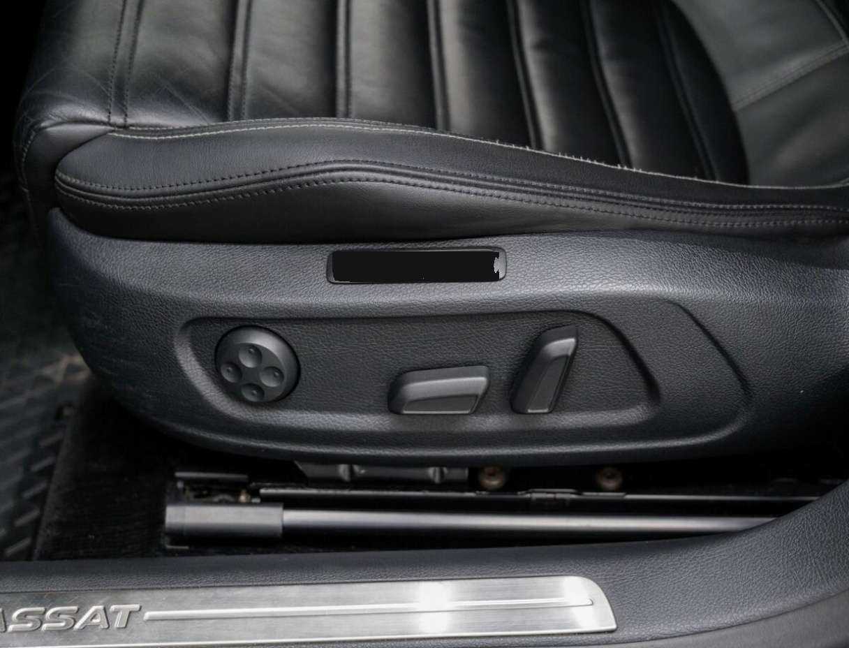 Volkswagen Passat CC, 2012 - Фото №16
