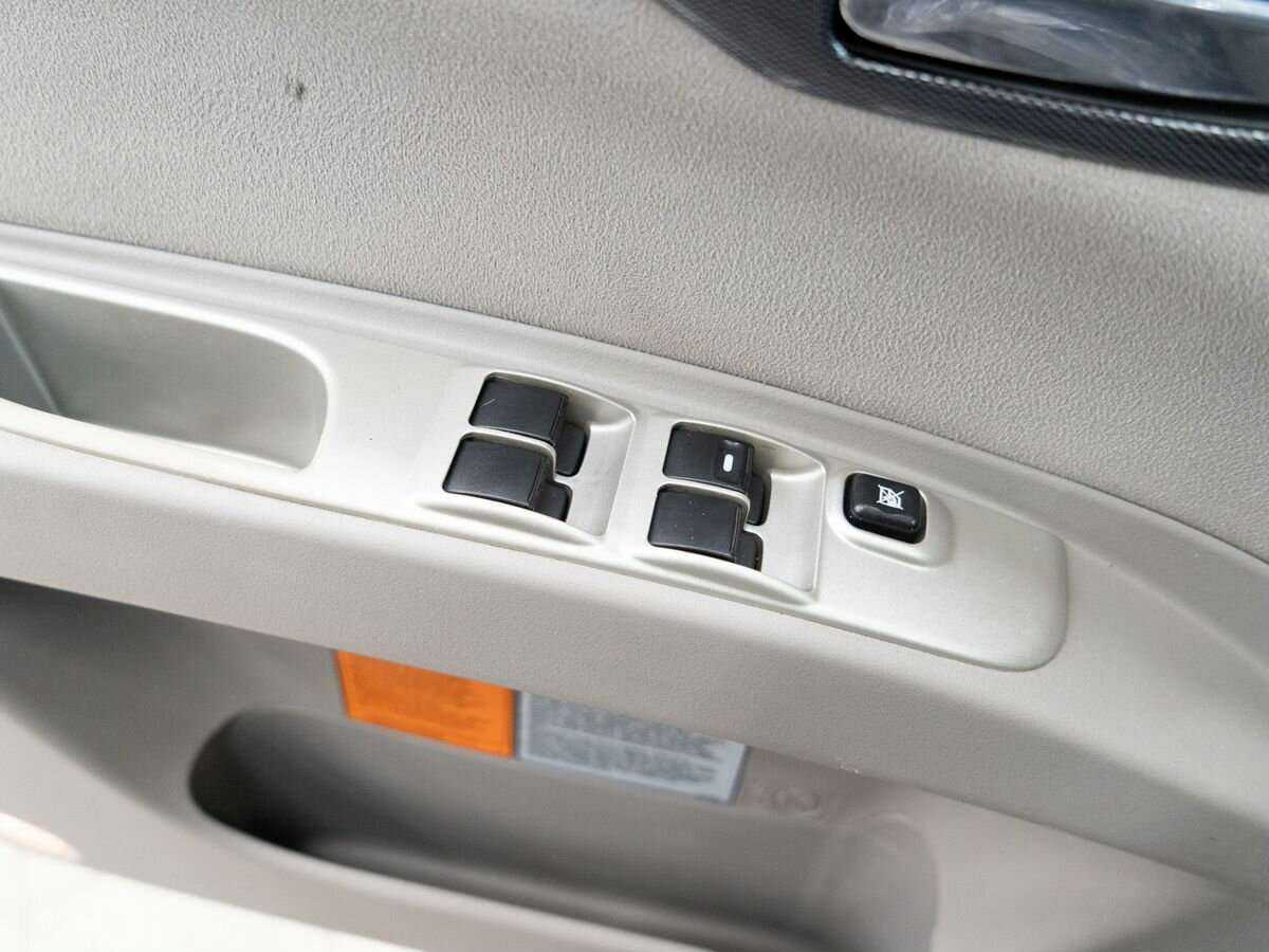 Mitsubishi Pajero Sport, 2014 - Фото №13