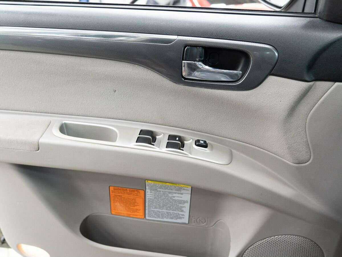 Mitsubishi Pajero Sport, 2014 - Фото №14