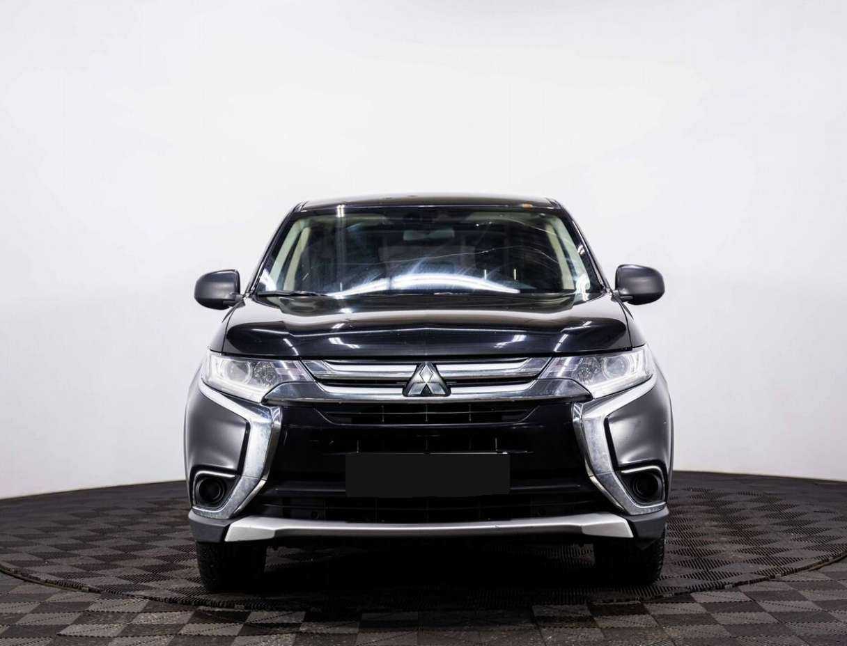 Mitsubishi Outlander, 2018 - Фото №1