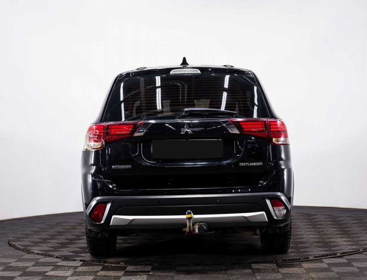 Mitsubishi Outlander, 2018 - Фото №4