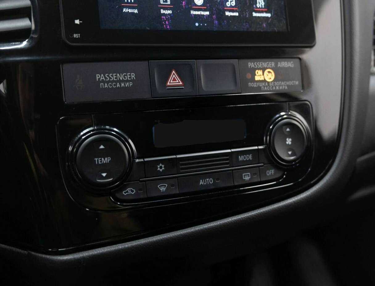 Mitsubishi Outlander, 2018 - Фото №17