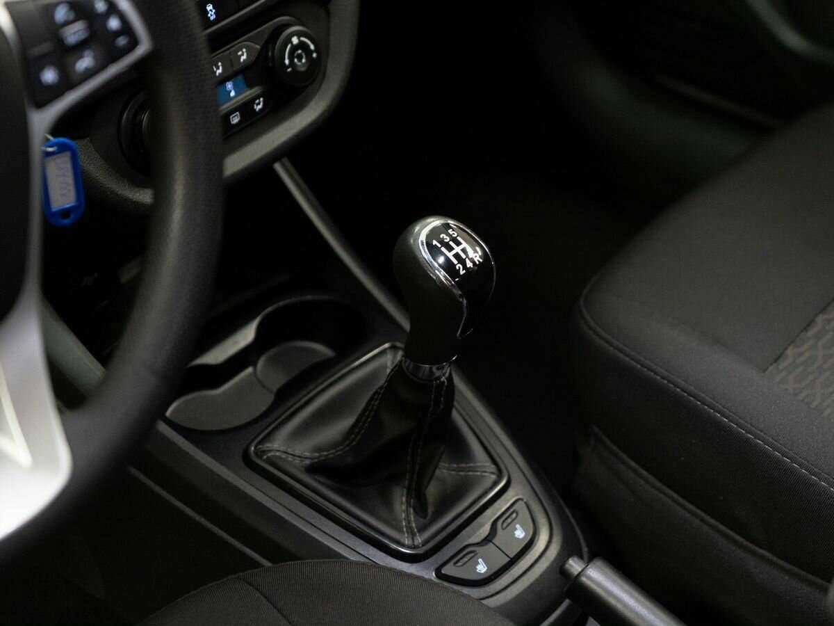 Lada (ВАЗ) Vesta SW, 2019 - Фото №11