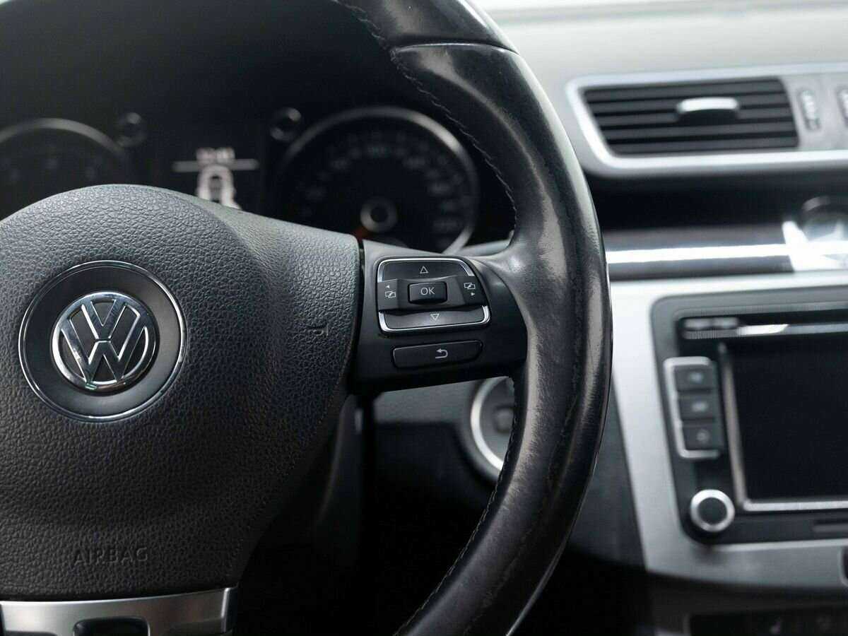 Volkswagen Passat CC, 2014 - Фото №14